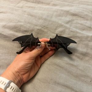 straight outta hell dolls kill bat sunglasses 🦇